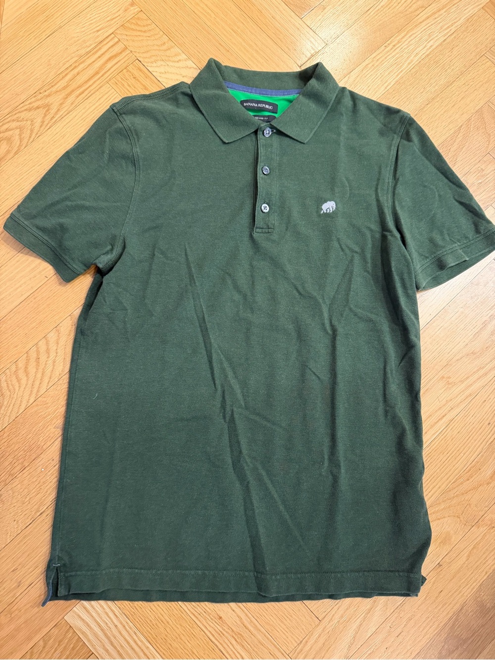Banana Republic Standard Fit forest green polo